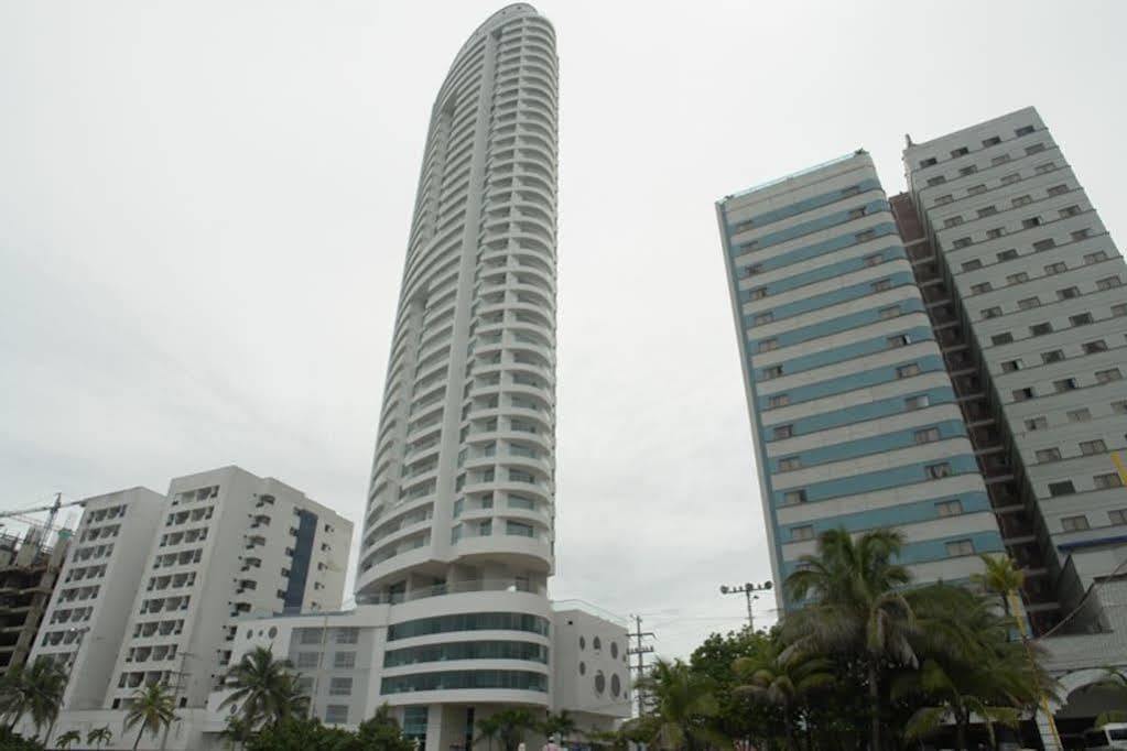 Ocean Front Palmetto Eliptic Apartment *