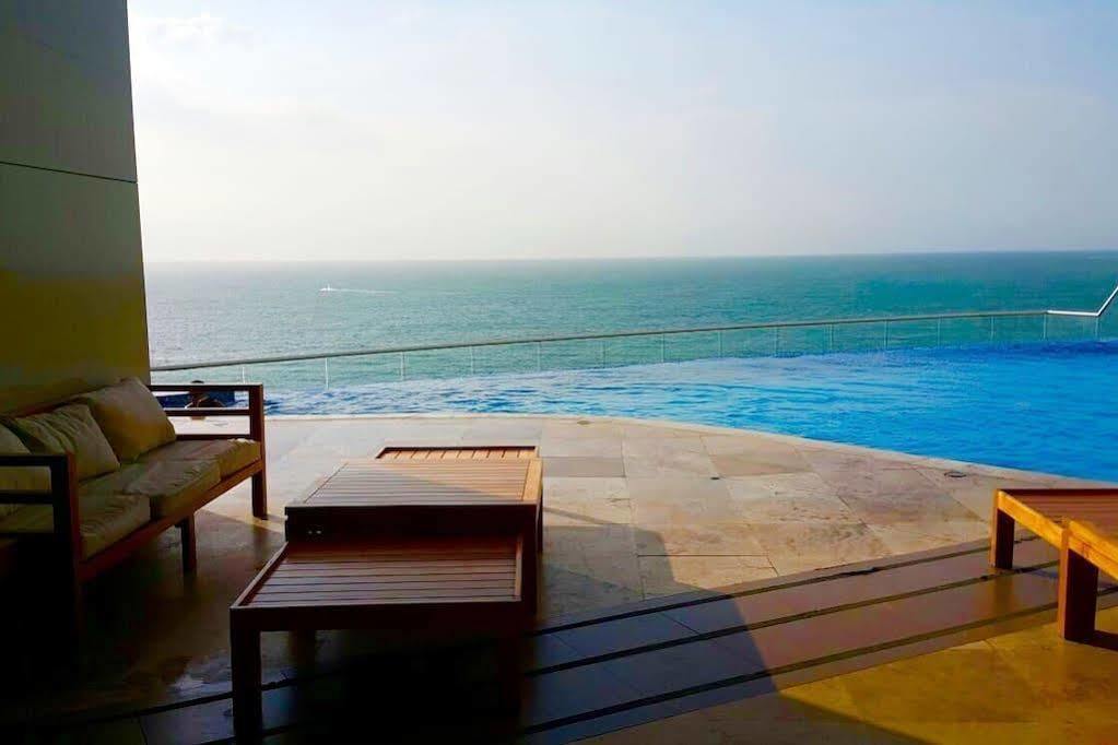 Ocean Front Palmetto Eliptic Cartagena