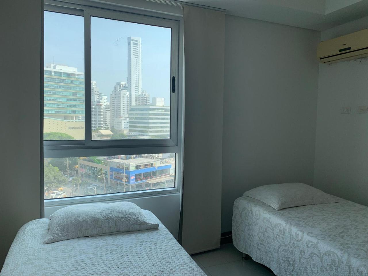 Ocean Front Palmetto Eliptic Cartagena